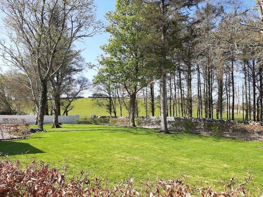 Traditional Cosy Cottage With Beautiful Views Westport Exterior photo